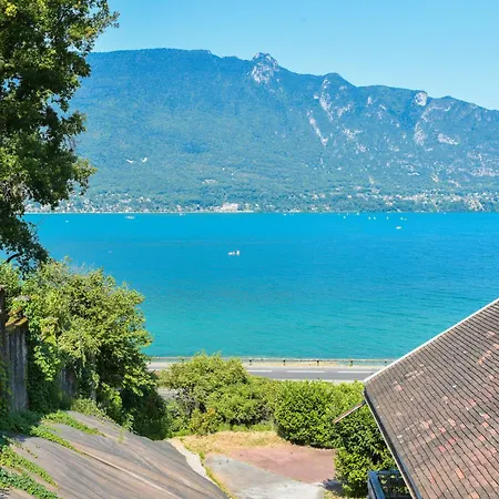 La Maison Du Holiday home Tresserve
